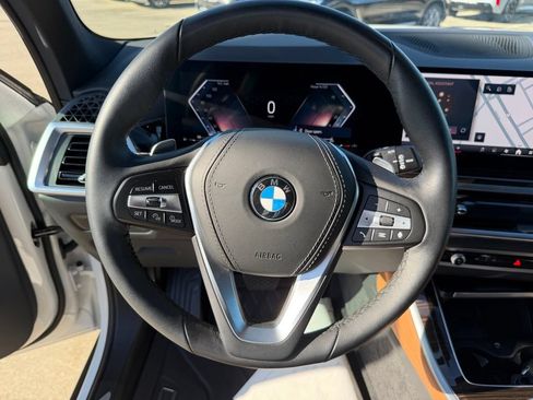Certified 2026 BMW X5 sDrive40i w/ Parking Assistance Package RWD image 12