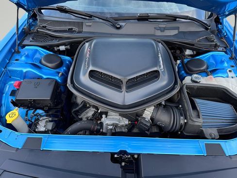 Used 2016 Dodge Challenger R/T Scat Pack image 9