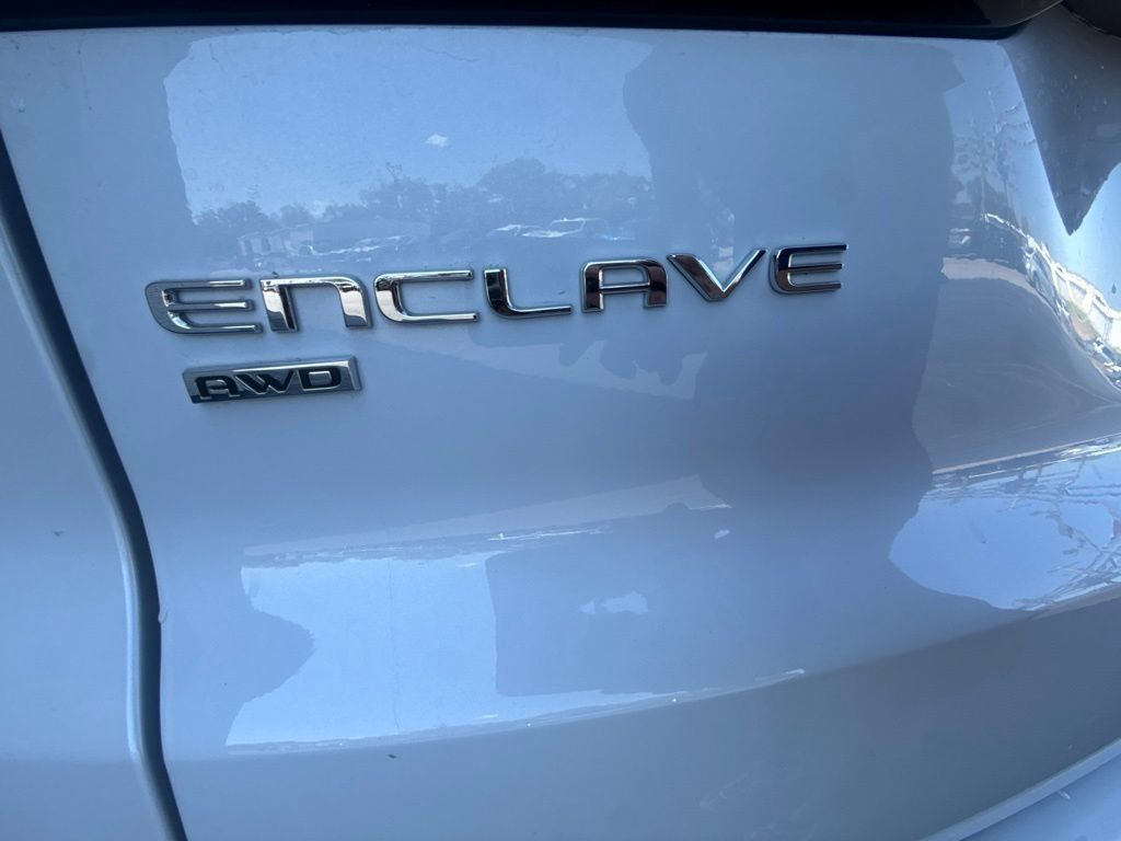 Used 2026 Buick Enclave Avenir w/ Super Cruise Package AWD/4WD image 14