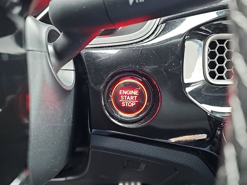 Used 2025 Honda Civic Sport image 24