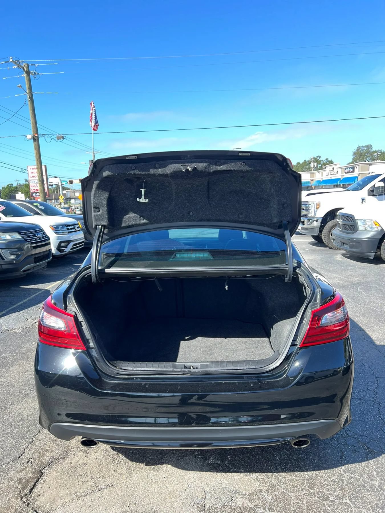 Used 2017 Nissan Altima 2.5 SR FWD image 21