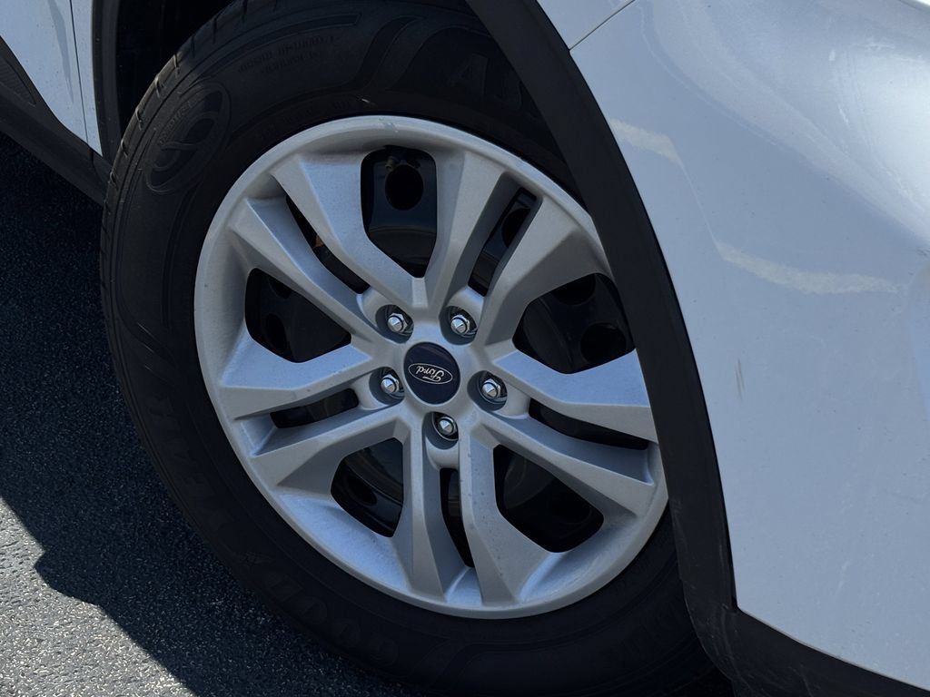 Used 2020 Ford Escape S FWD image 8