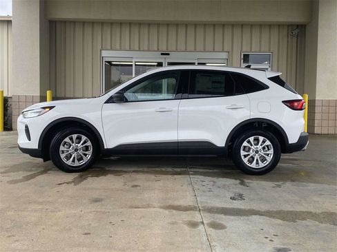 New 2025 Ford Escape Active w/ Cold Weather Package image 7