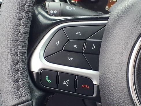 Used 2020 Jeep Compass Limited image 12