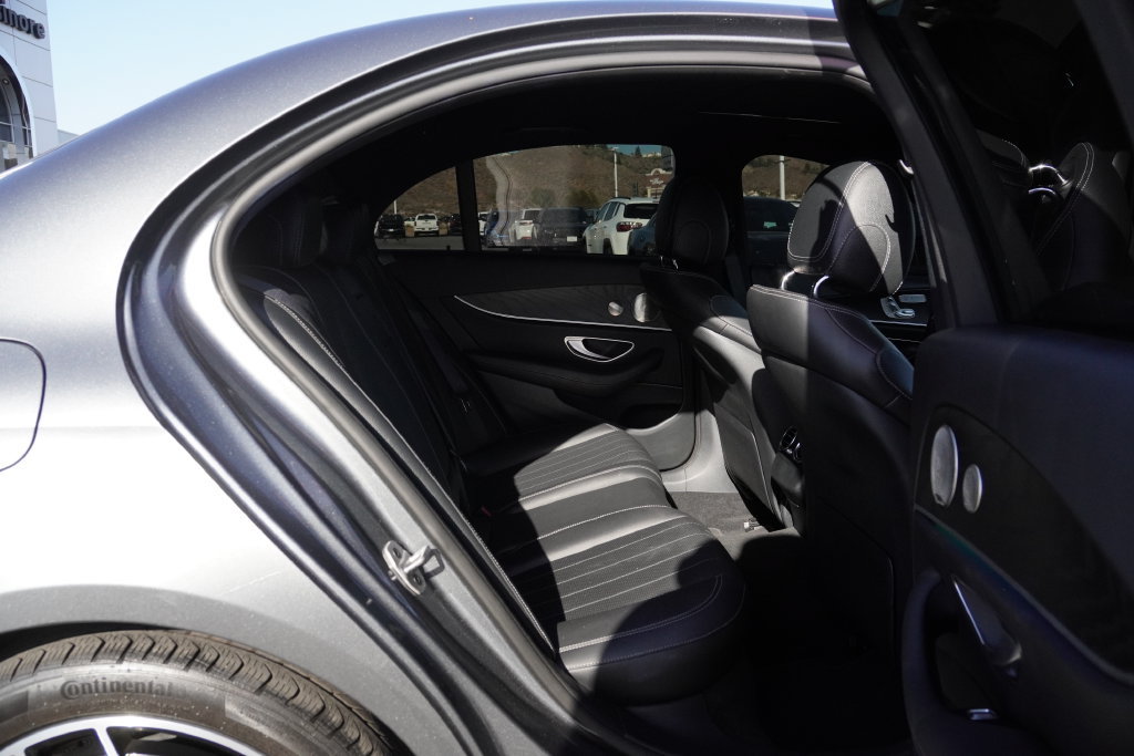 Used 2022 Mercedes-Benz E 350 Sedan image 35