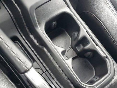 Used 2021 Jeep Wrangler Unlimited Sahara w/ Uconnect 4C Nav & Sound Group image 29