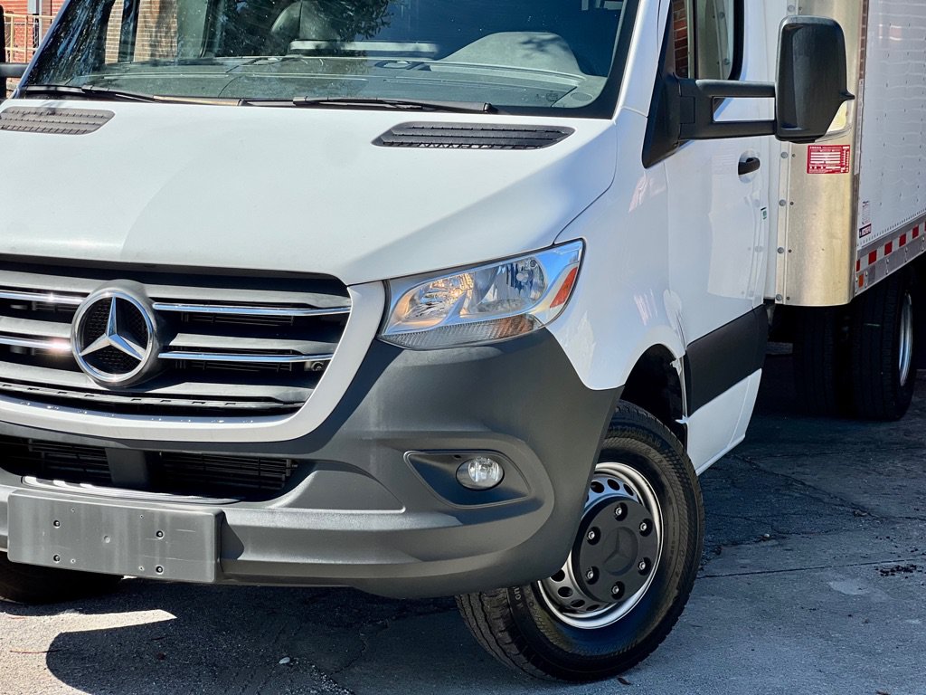Used 2019 Mercedes-Benz Sprinter 170 w/ Premium Plus Package image 26