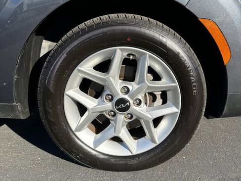 Used 2023 Kia Soul LX w/ Option Group 015 image 9