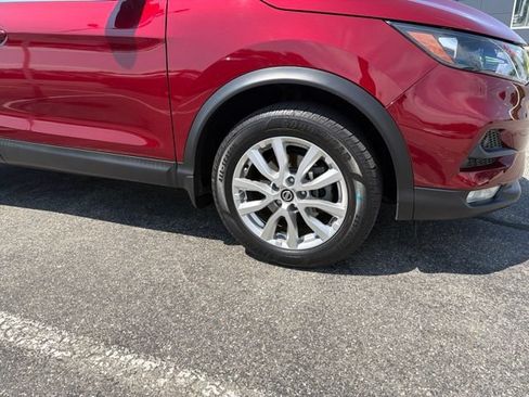 Used 2021 Nissan Rogue Sport SV AWD/4WD image 4