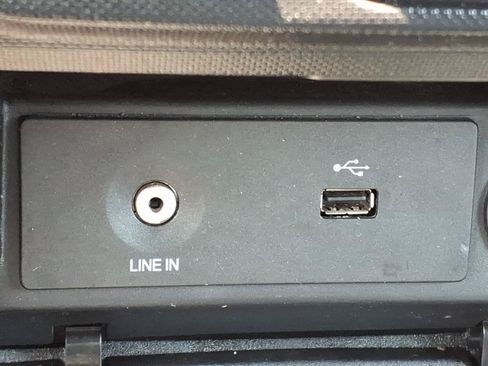 Used 2013 Ford F150 XLT w/ Luxury Equipment Group AWD/4WD image 19