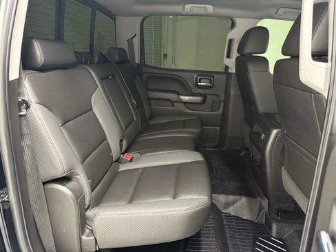 Used 2018 GMC Sierra 1500 SLT w/ All Terrain Package AWD/4WD image 90