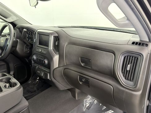 Used 2022 Chevrolet Silverado 1500 Custom AWD/4WD image 7