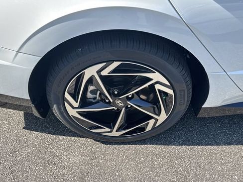 New 2026 Hyundai Sonata SEL FWD image 17
