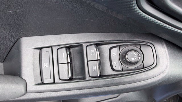 Used 2025 Subaru Crosstrek 2.0i w/ Convenience Package #1 AWD/4WD image 14