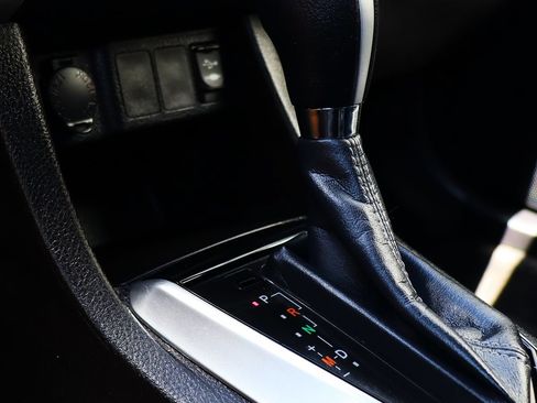 Used 2019 Toyota Corolla SE w/ Protection Package FWD image 51