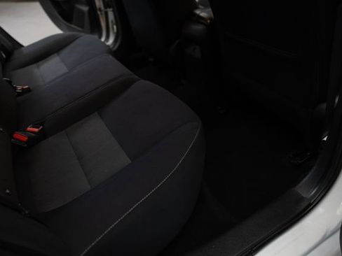 Used 2024 Nissan Sentra SV FWD image 18