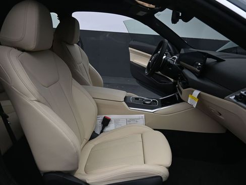 Certified 2025 BMW 430i 430i w/ Convenience Package image 18