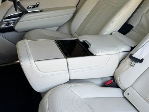 Used 2023 Land Rover Range Rover Long Wheelbase Autobiography image 47