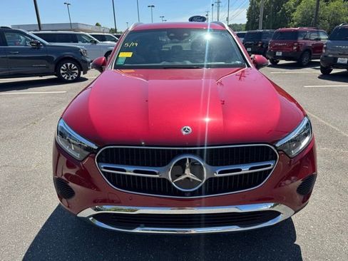 Used 2024 Mercedes-Benz GLC 300 image 2