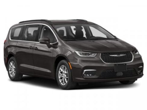 Used 2021 Chrysler Pacifica Touring-L w/ Uconnect Theater Family Group image 9