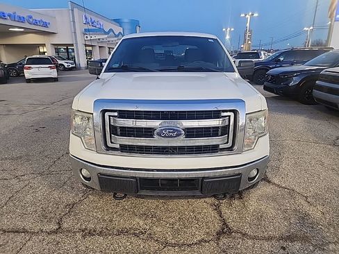 Used 2014 Ford F150 XLT image 4