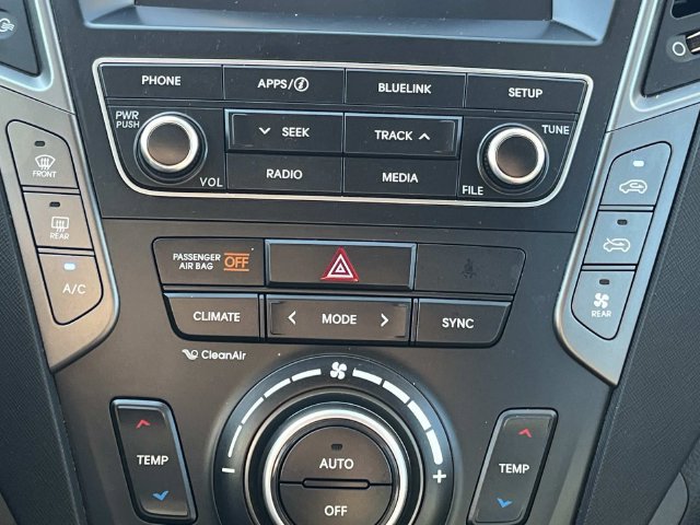 Used 2017 Hyundai Santa Fe SE w/ SE Premium Package 02 AWD/4WD image 33