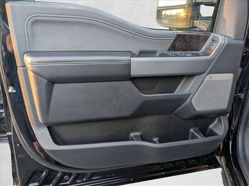 Used 2024 Ford F250 Lariat w/ Tremor Off-Road Package image 13