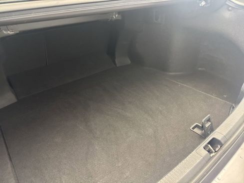 Used 2022 Toyota Camry SE image 38