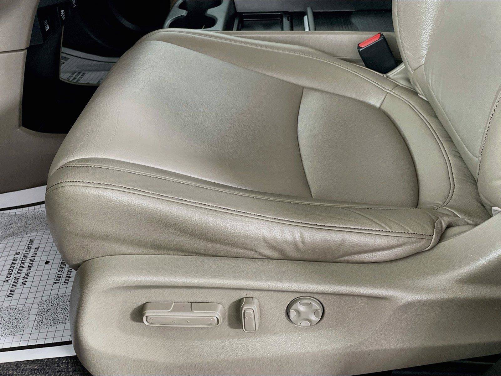 Certified 2024 Honda Odyssey Touring image 20