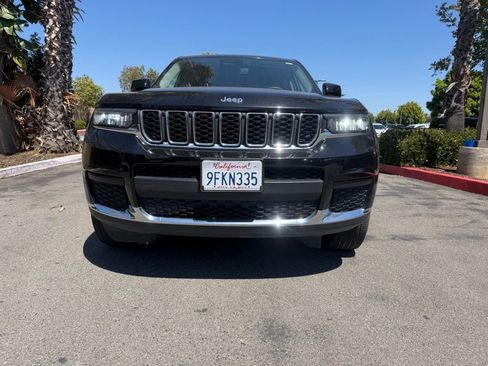 Used 2023 Jeep Grand Cherokee L Laredo RWD image 4