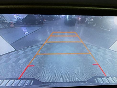 Used 2019 Chevrolet Colorado ZR2 image 18