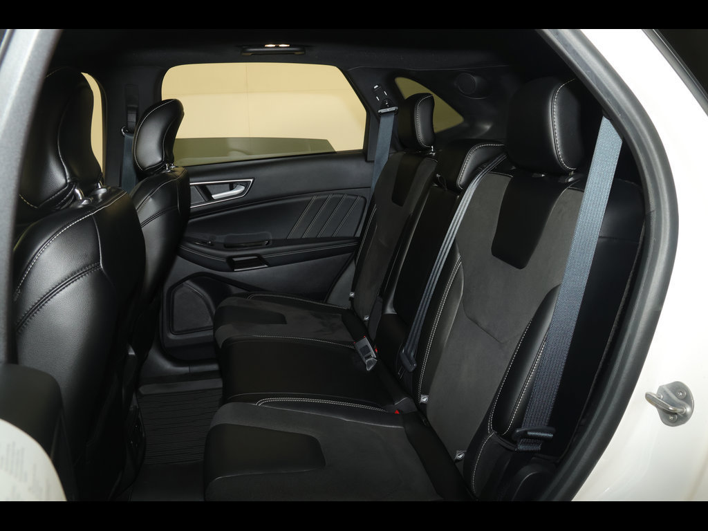 Used 2019 Ford Edge ST w/ Equipment Group 401A AWD/4WD image 33
