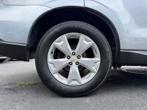 Used 2016 Subaru Forester 2.5i Premium w/ Popular Package #2 AWD/4WD image 28