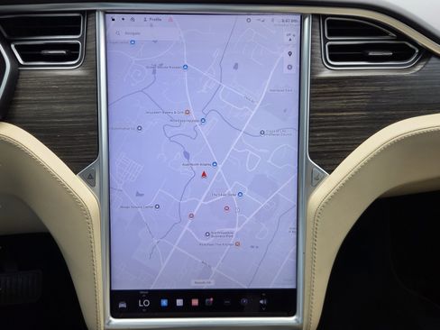 Used 2016 Tesla Model X 70D AWD/4WD image 18