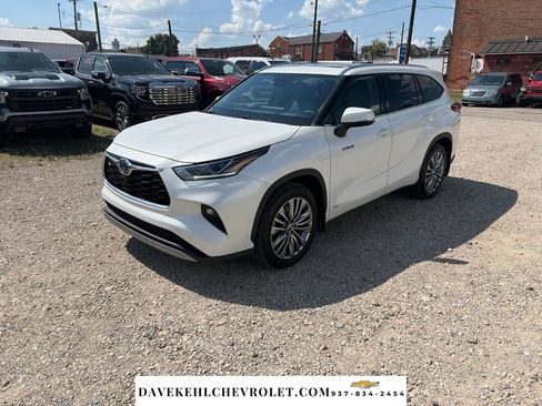 Used 2021 Toyota Highlander Platinum AWD/4WD image 7