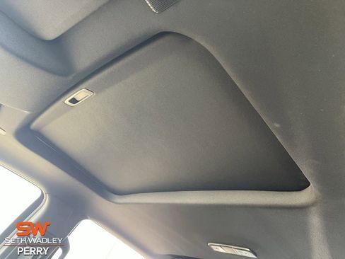 Used 2024 GMC Sierra 1500 AT4 w/ Technology Package image 28