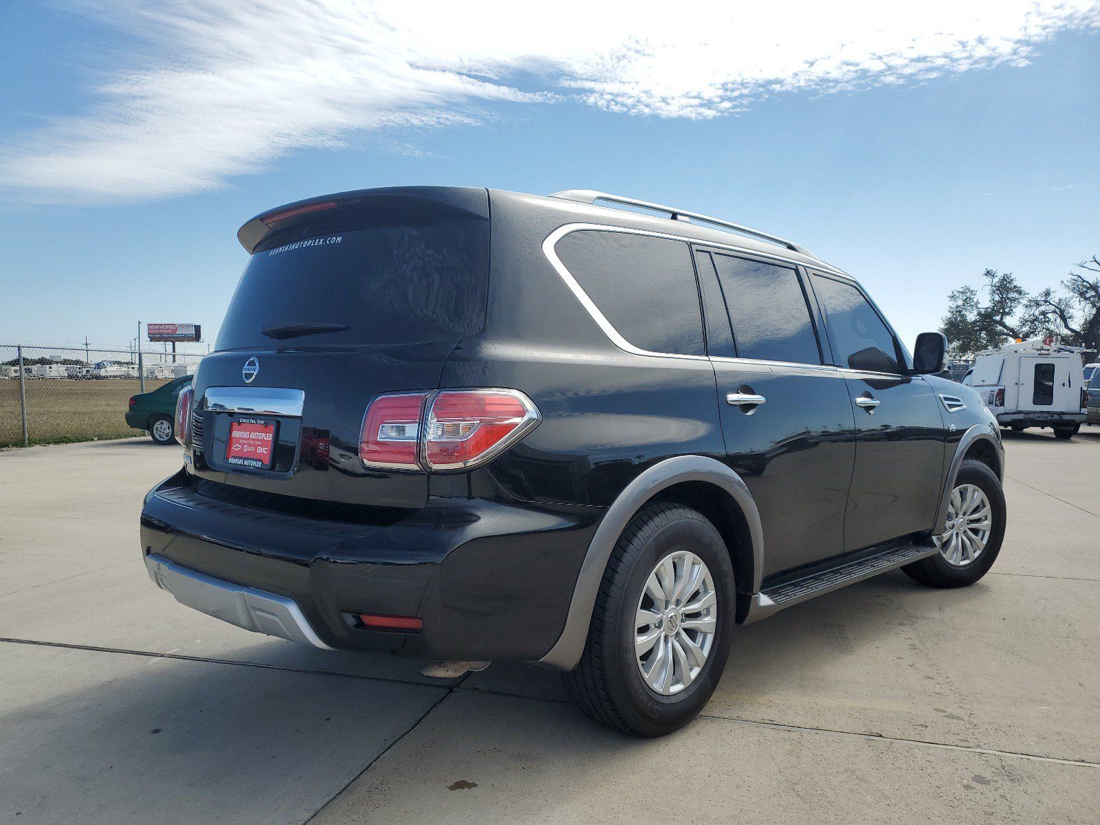 Used 2018 Nissan Armada SV w/ Driver Package RWD image 5