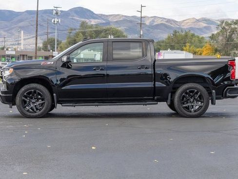 Certified 2022 Chevrolet Silverado 1500 RST image 3