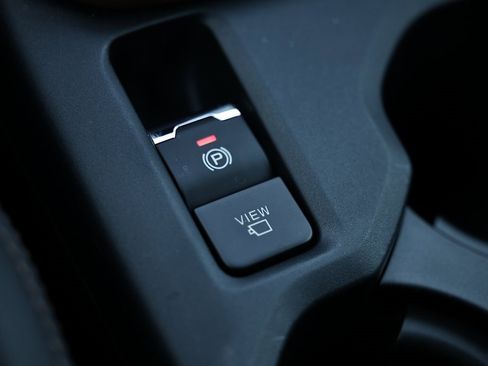 Used 2025 Subaru Forester Touring image 40