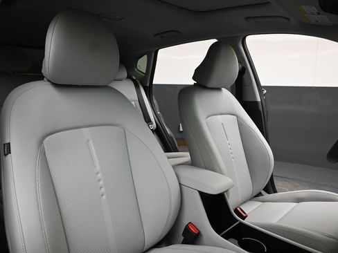 New 2026 Hyundai Kona Limited image 13