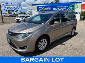 Used 2018 Chrysler Pacifica Touring-L w/ Premium Audio Group FWD 360° Tour