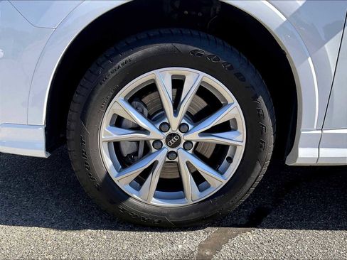 Used 2024 Audi Q3 2.0T Premium image 7