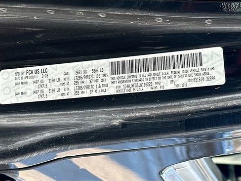 Used 2018 Jeep Wrangler Unlimited Rubicon image 32