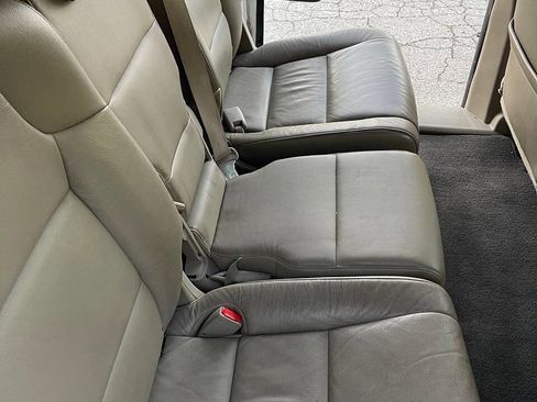 Used 2011 Honda Odyssey EX-L image 16