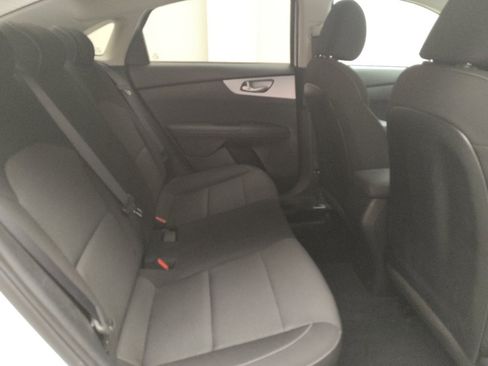Used 2023 Kia Forte LXS FWD image 19