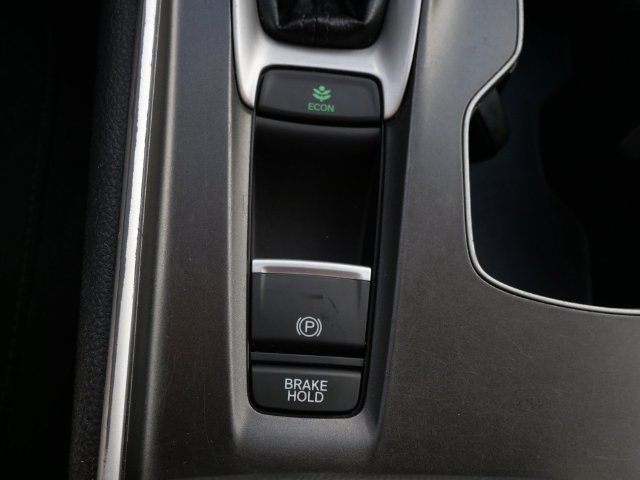 Used 2019 Honda Accord LX image 25