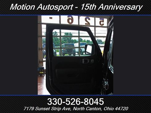 Used 2021 Jeep Wrangler Unlimited Sahara w/ Dual Top Group AWD/4WD image 16