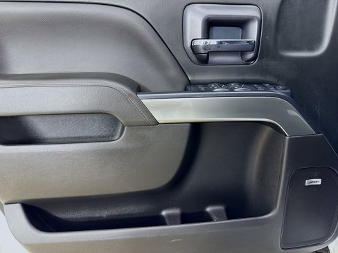 Used 2018 Chevrolet Silverado 1500 LT w/ All Star Edition image 17