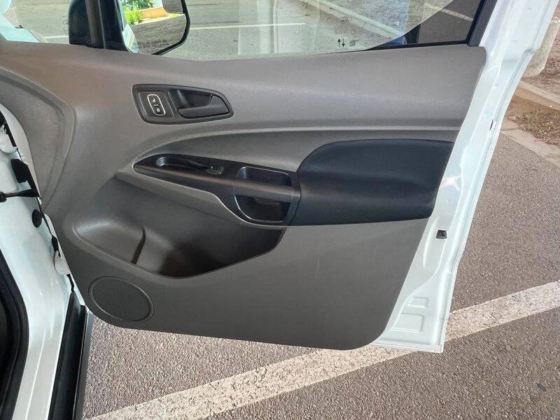 Used 2022 Ford Transit Connect XL FWD image 29