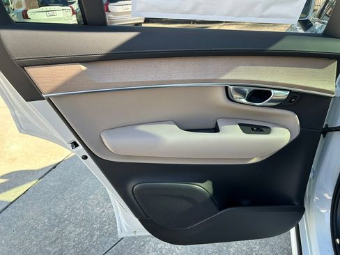 New 2026 Volvo XC90 B6 Plus AWD/4WD image 13